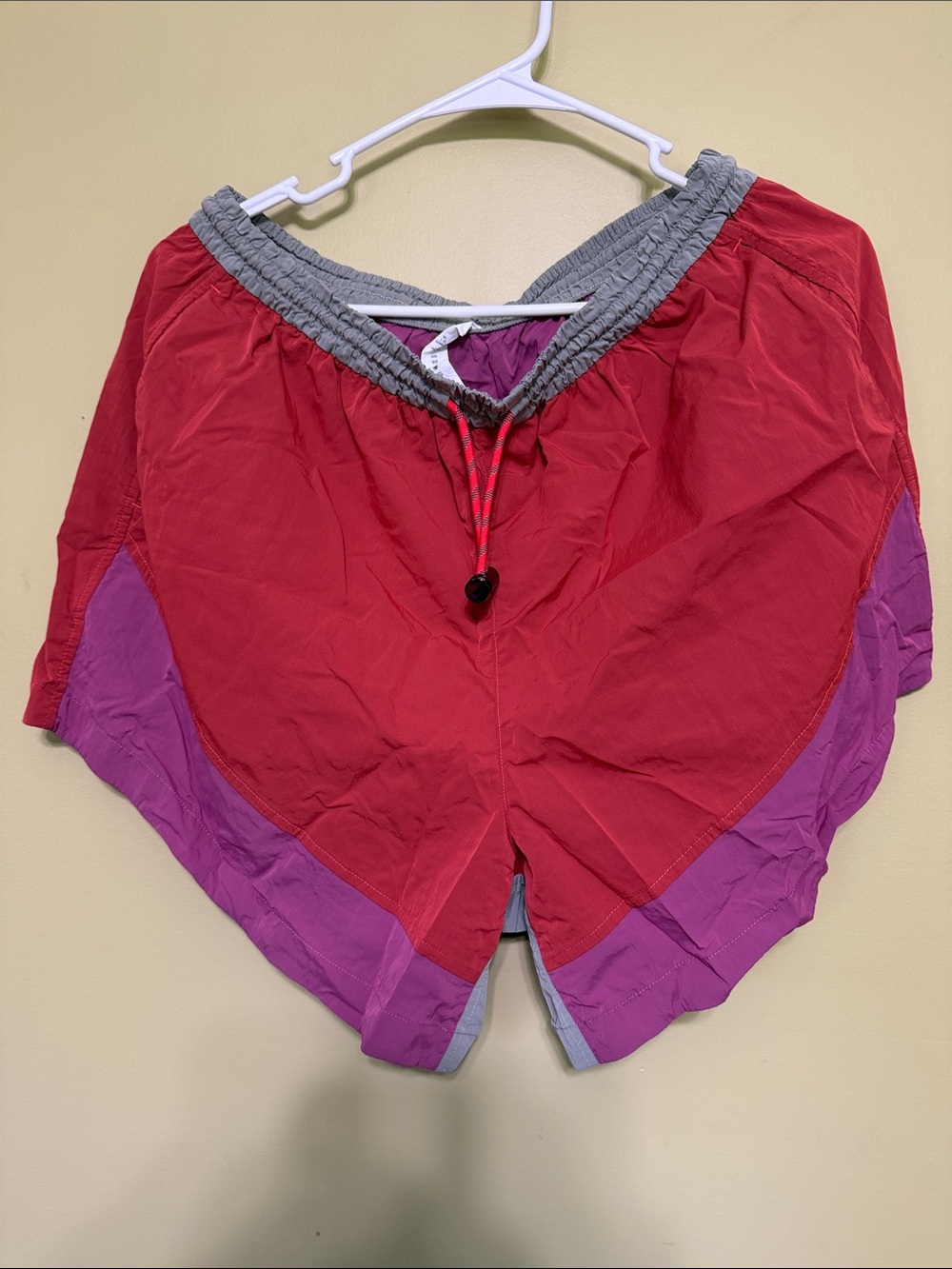 Lululemon Evergreen Shorts - 8